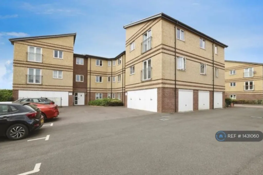 2 bedroom flat in Halter Way, Andover, SP11 (2 bed) (#1431060)