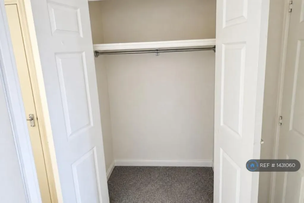 2 bedroom flat in Halter Way, Andover, SP11 (2 bed) (#1431060)