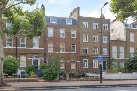 2 Bedroom Ground Floor Flat with Private Garden Access – Kennington £346 per week (£1,500 pcm)