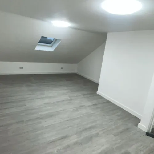 Spacious & Stylish 3 rooms Upper Floor Apartment – Perfect for Comfortable Living