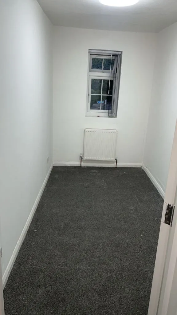 Spacious & Stylish 3 rooms Upper Floor Apartment – Perfect for Comfortable Living