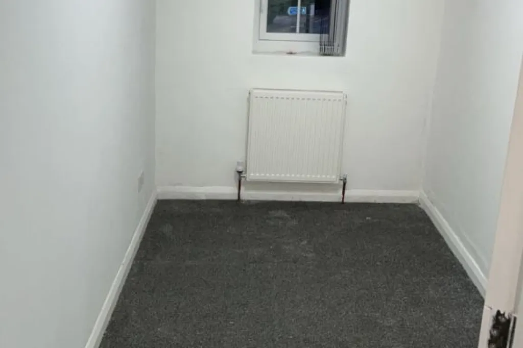 Spacious & Stylish 3 rooms Upper Floor Apartment – Perfect for Comfortable Living