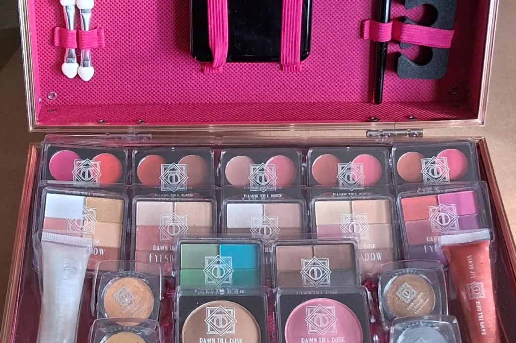 Brand new make up set  not needed collection only