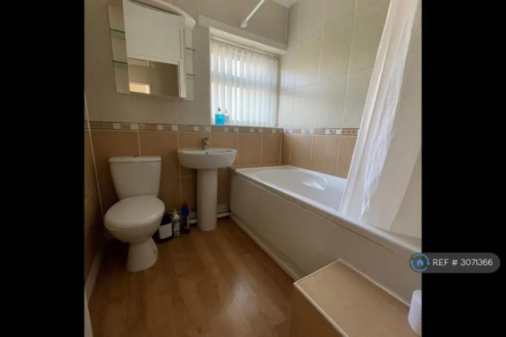 3 bedroom house in Fernhill Road, Bootle, L20 (3 bed) (#3071366)
