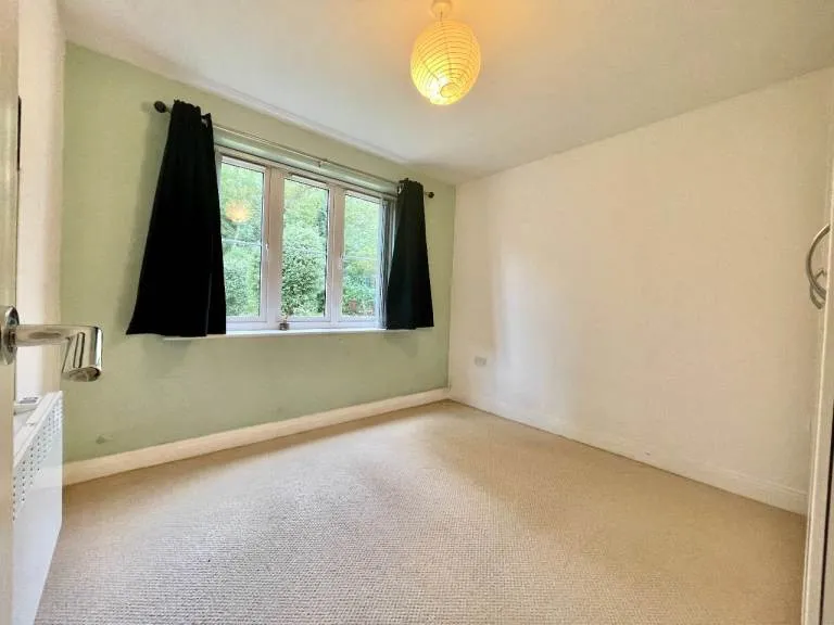 1 Bedroom Ground Floor Flat To Rent - Hollingworth Mews, Watford , WD25 0AB