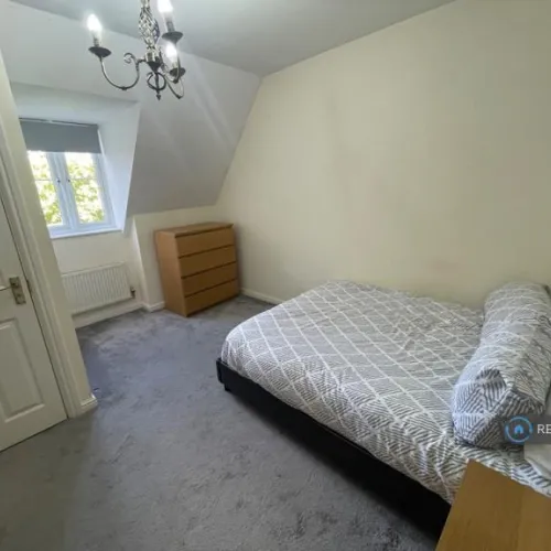 1 bedroom in Finbracks, Stevenage, SG1 (#3035189)