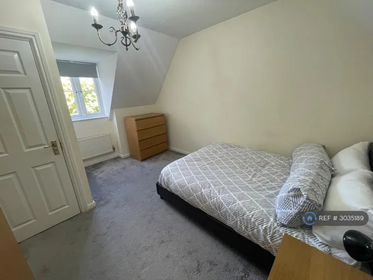 1 bedroom in Finbracks, Stevenage, SG1 (#3035189)