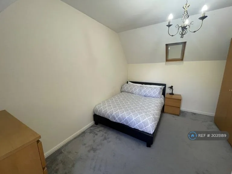 1 bedroom in Finbracks, Stevenage, SG1 (#3035189)