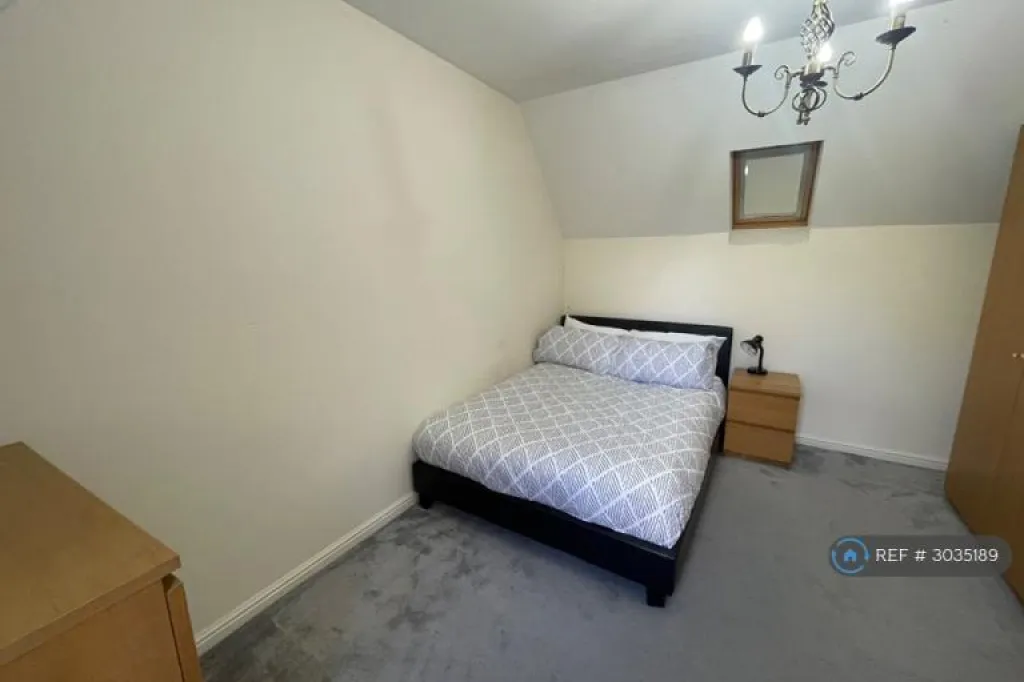 1 bedroom in Finbracks, Stevenage, SG1 (#3035189)