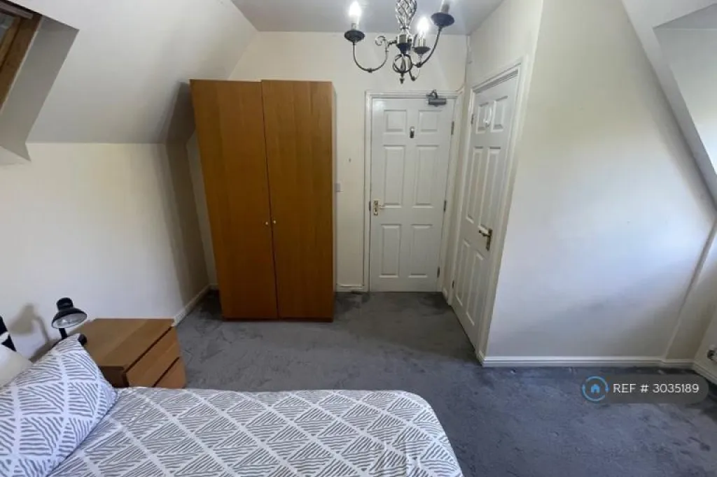1 bedroom in Finbracks, Stevenage, SG1 (#3035189)