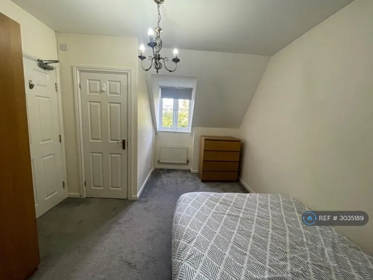 1 bedroom in Finbracks, Stevenage, SG1 (#3035189)