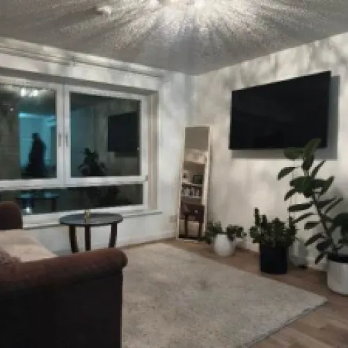 Spacious, renovated 2 bedroom flat, part furnished KY11 4JQ