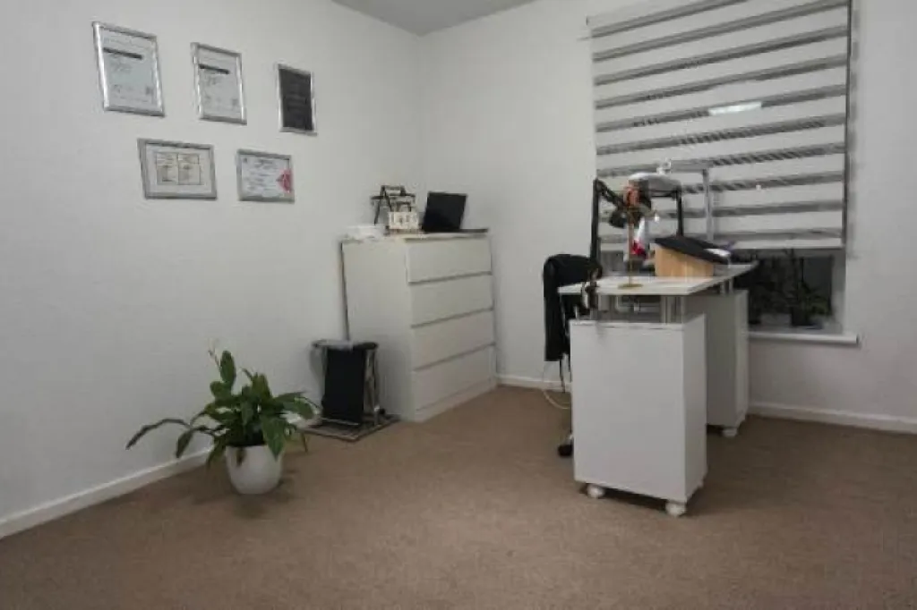 Spacious, renovated 2 bedroom flat, part furnished KY11 4JQ