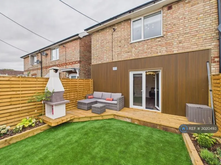 4 bedroom house in Ravens Lane, Ipswich, IP8 (4 bed) (#3020493)