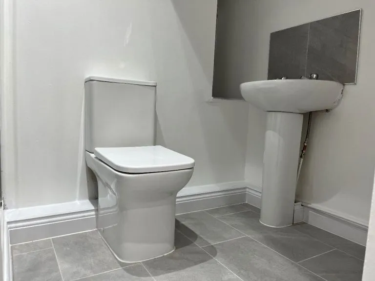 1 Bedroom Flat to Let in BD2