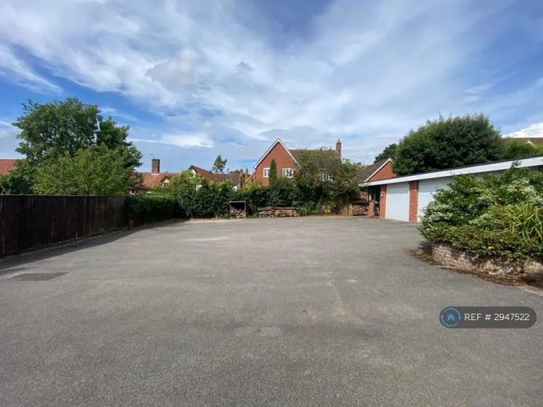 5 bedroom house in School Road, Coddenham, IP6 (5 bed) (#2947522)