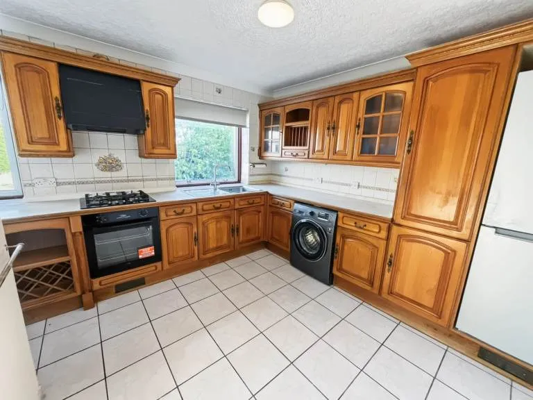3 Bedroom Flat - Stoke Poges