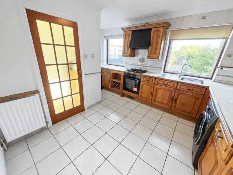 3 Bedroom Flat - Stoke Poges