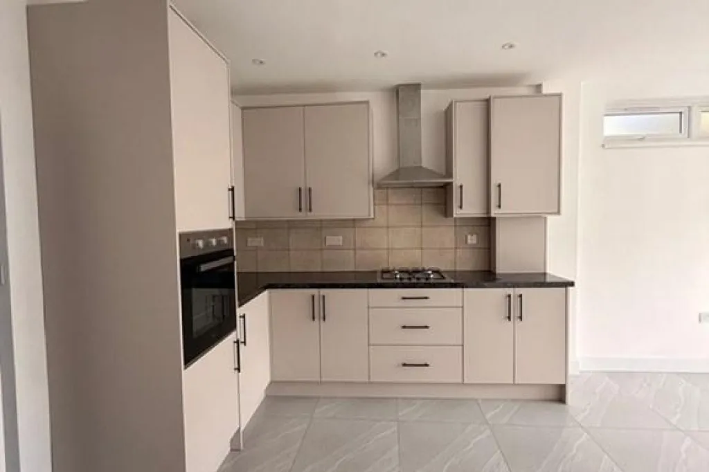 3 bedroom house in Woodkands Park, London, N15 (3 bed) (#2082579)