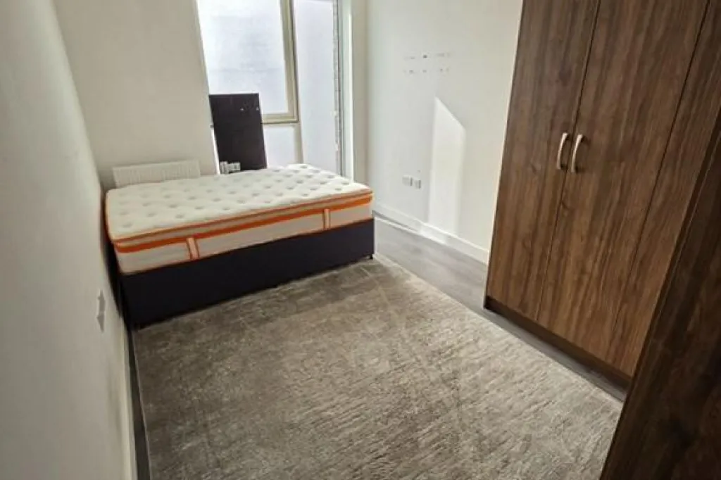 2 bedroom flat in Laurina Apartments, Hayes, UB3 (2 bed) (#3075600)