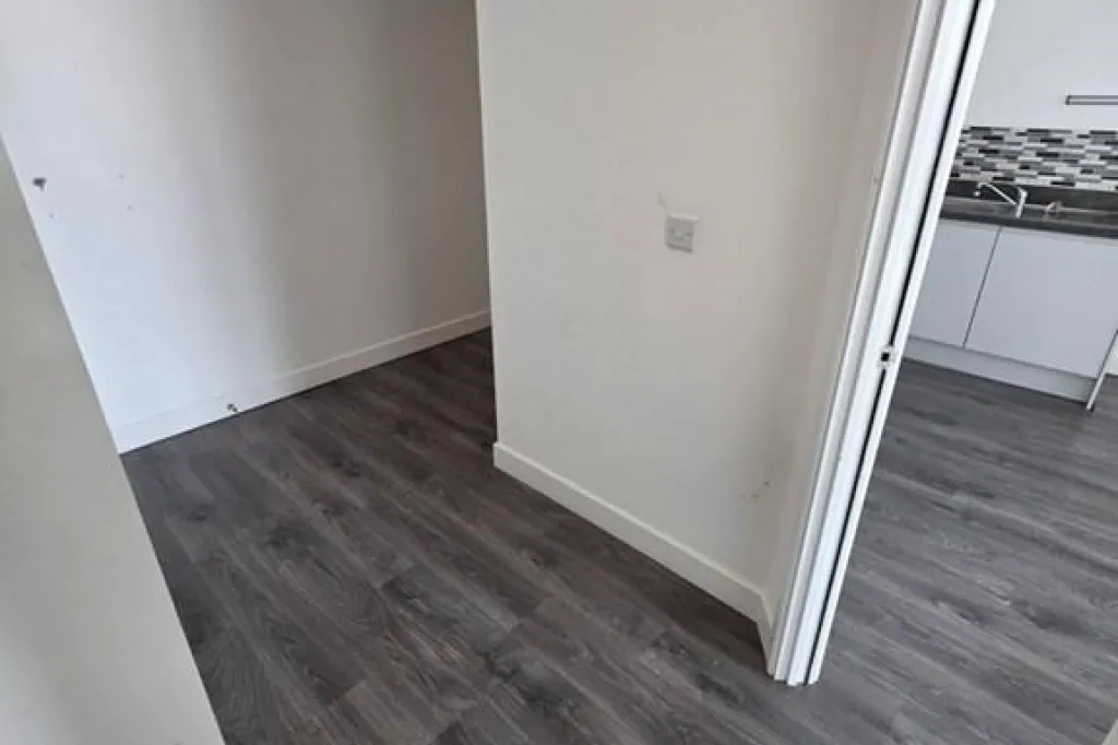 2 bedroom flat in Laurina Apartments, Hayes, UB3 (2 bed) (#3075600)