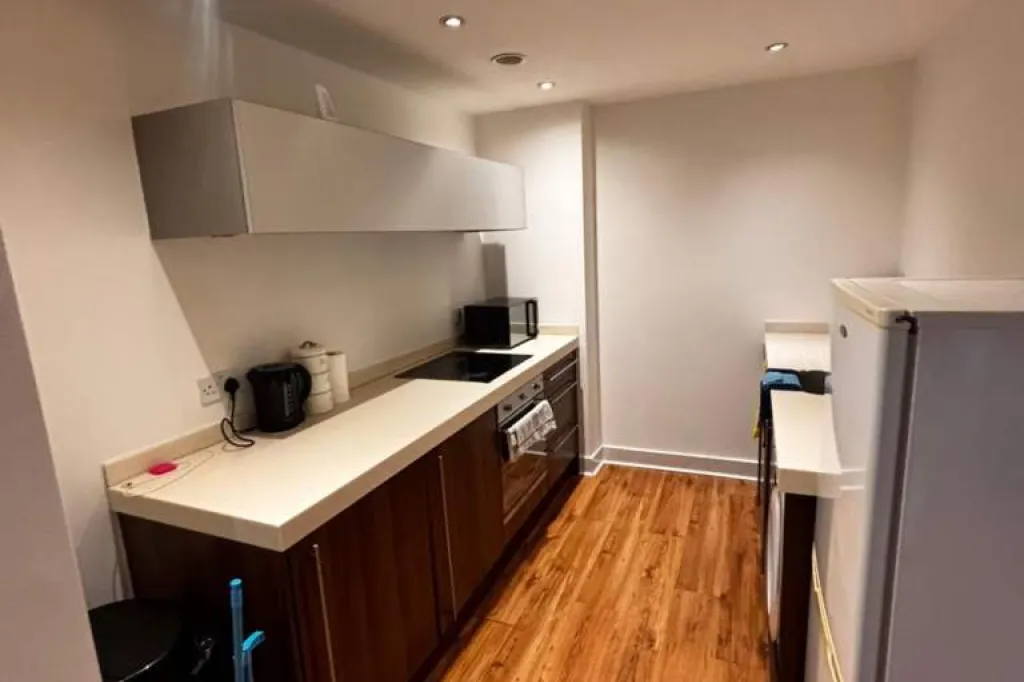 1 bed apartment city centre