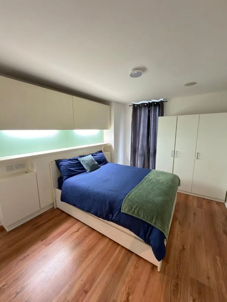 1 bed apartment city centre