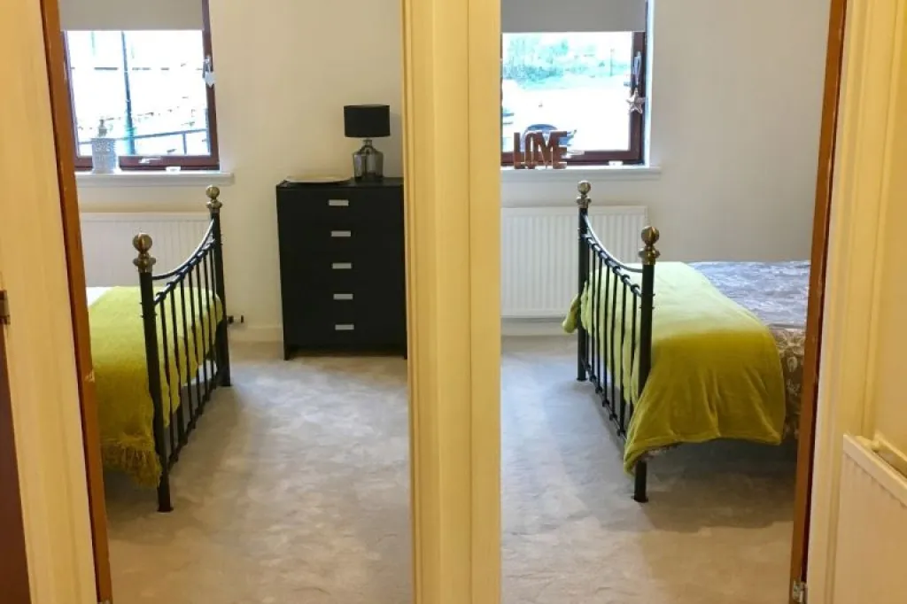 2 bed contemporary flat near ARI, Anderson Drive & Aberdeen Uni (AB24)