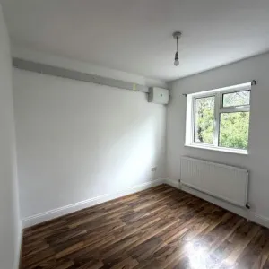 Spacious 3-Bedroom First-Floor Maisonette in UB1 2RU – £2,300 PCM | Garden & Parking