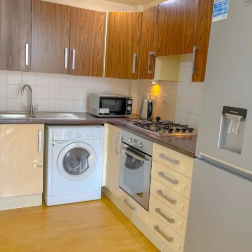 1 Bed Flat, High Street, HA3 - 3min to Station and 15min to London by Train