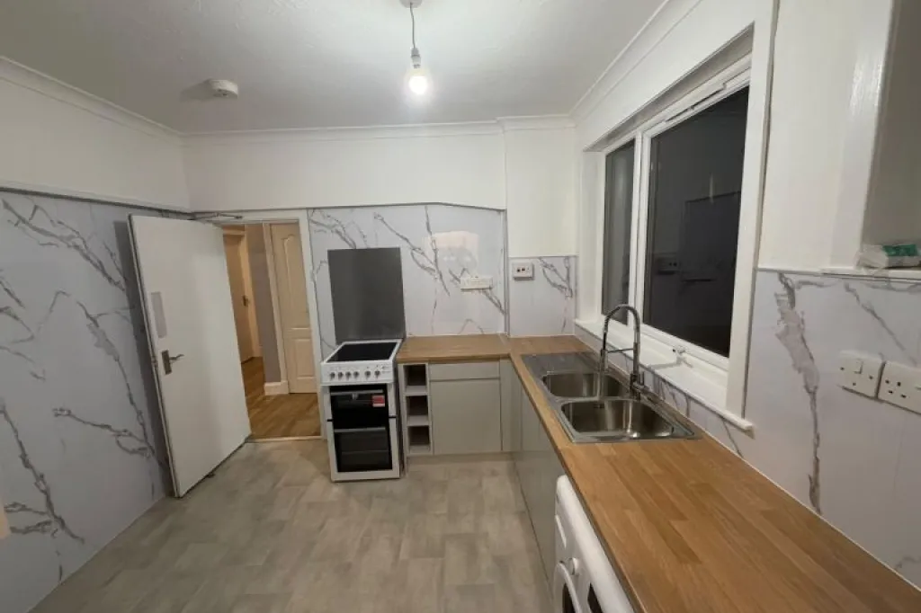 3 bedroom flat for rent in Garthdee