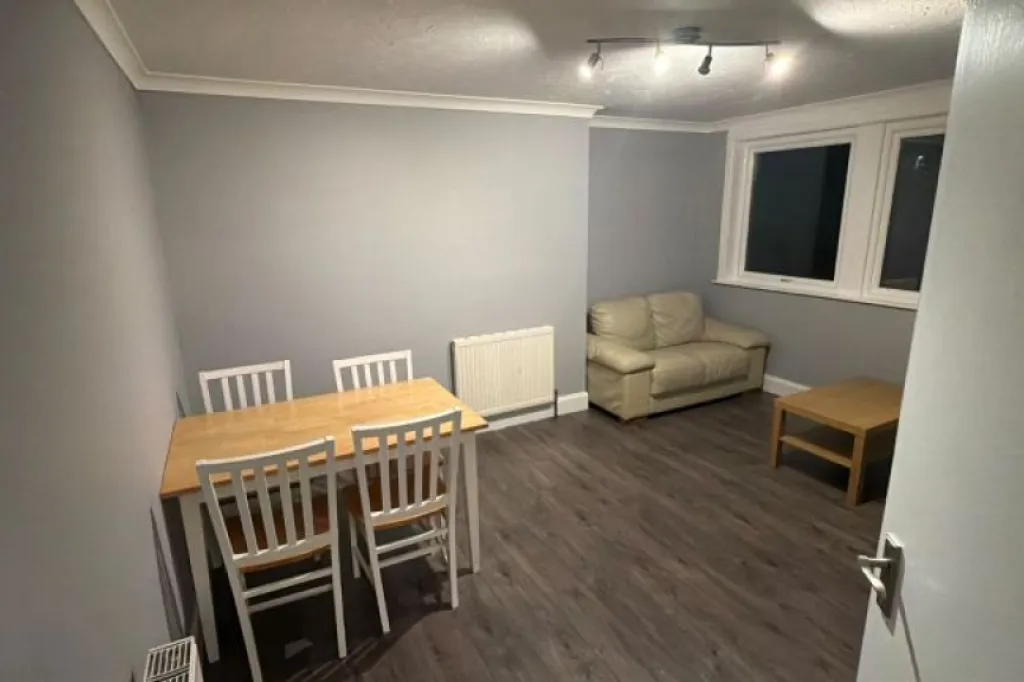 3 bedroom flat for rent in Garthdee