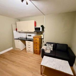 1 Bed Flat, Matheson Road, W14