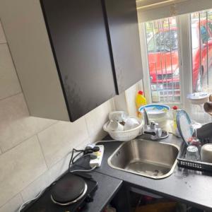 (Not a studio)En-suite Double room incl bills for single occupancy or couple Postcode GU22 8DJ