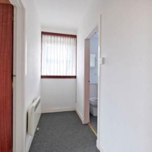 Fully furnished Immaculate 2 bed city centre flat available immediately for Moving In
