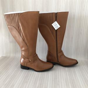 Legroom Tan Leather Boots