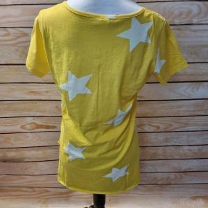 Yellow star tshirt