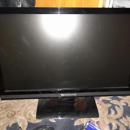 Packard Bell 19 inch LCD Computer Monitor [Viseo 190WA]