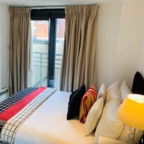 South Kensington - 2 Bedroom - South West London - SW7 - Short Term Let