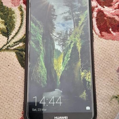 Huawei Android Y6 2018 Blue 16GB Storage and 16GB SSD Unlocked Smartphone in Mint Condition