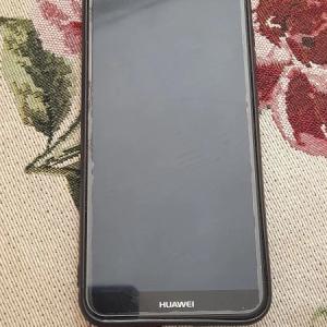 Huawei Android Y6 2018 Blue 16GB Storage and 16GB SSD Unlocked Smartphone in Mint Condition