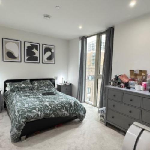 Stunning 1 bed apartment with gym included