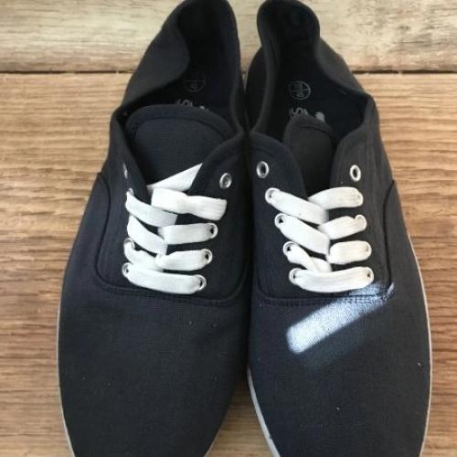 slazenger plimsoll