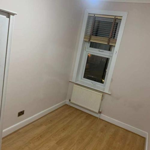 Spacious 2 bedroom flat in N8