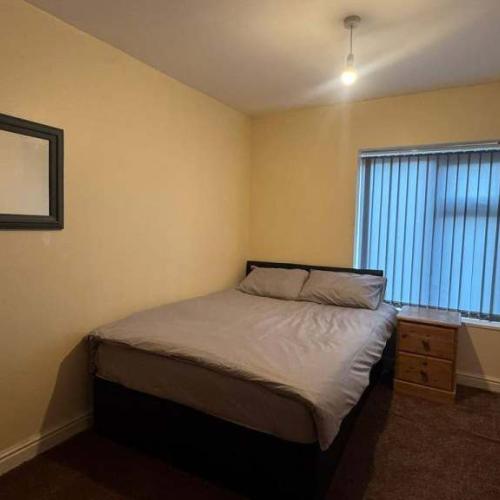 🏠**DSS HOUSING**DOUBLE ROOM in GARNET STREET, Stoke-On-Trent, ST1 4BG