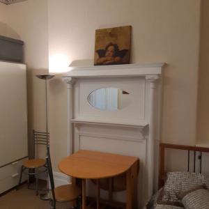 Spacious Studio Flat in Roath Cardiff