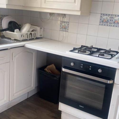 (ALL BILLS INCLUDED & AVAILABLE NOW) ..NICE BIG DOUBLE Room in REDBRIDGE, IG1 3SS for £690pcm