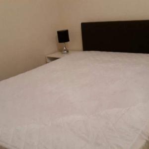 (ALL BILLS INCLUDED & AVAILABLE NOW) ..NICE BIG DOUBLE Room in REDBRIDGE, IG1 3SS for £690pcm