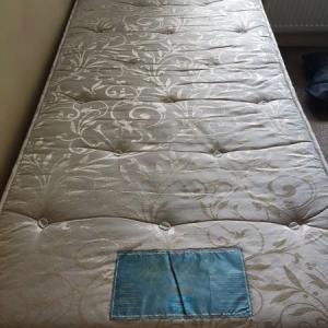 Single bed spring mattress