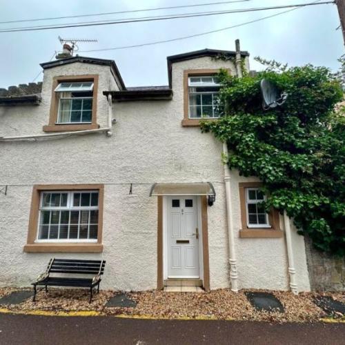 Beautiful 4/5 bedroom cottage Pollokshields